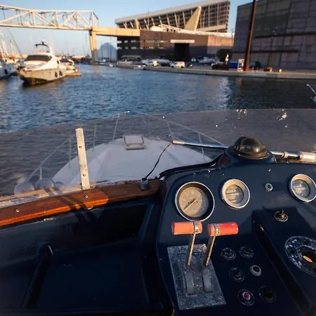 Magno Ii Boat Botel Sant Adria de Besos
